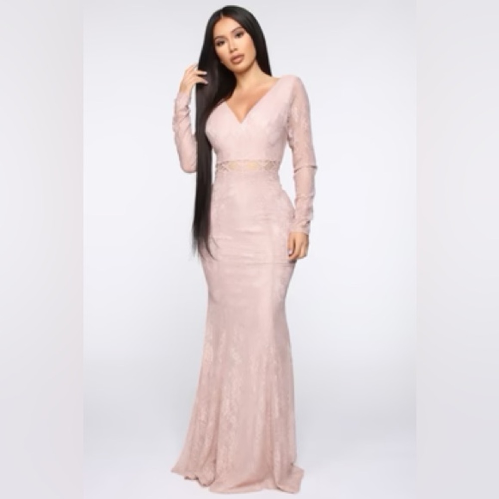 Fashion Nova Blush Pink Long-Sleeve Lace V-Neck Gown